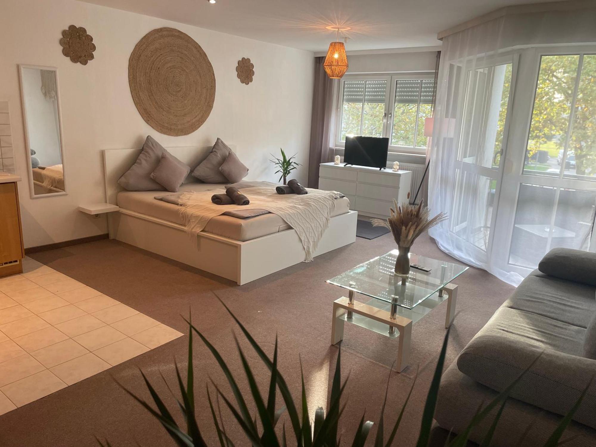 Kingsize Bett Boho Apartment Mit Tiefgarage Naehe Salzburg ไฟรลาสซิง ภายนอก รูปภาพ